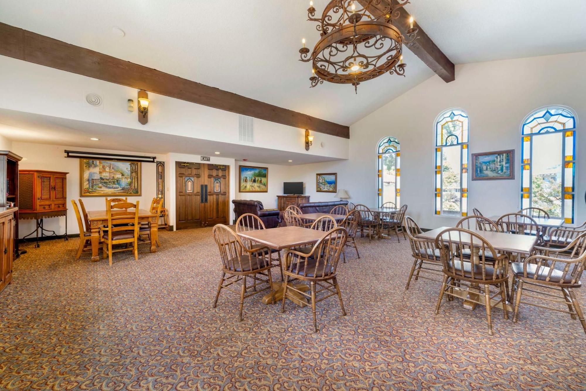 Best Western Casa Grande Inn Arroyo Grande Exterior photo